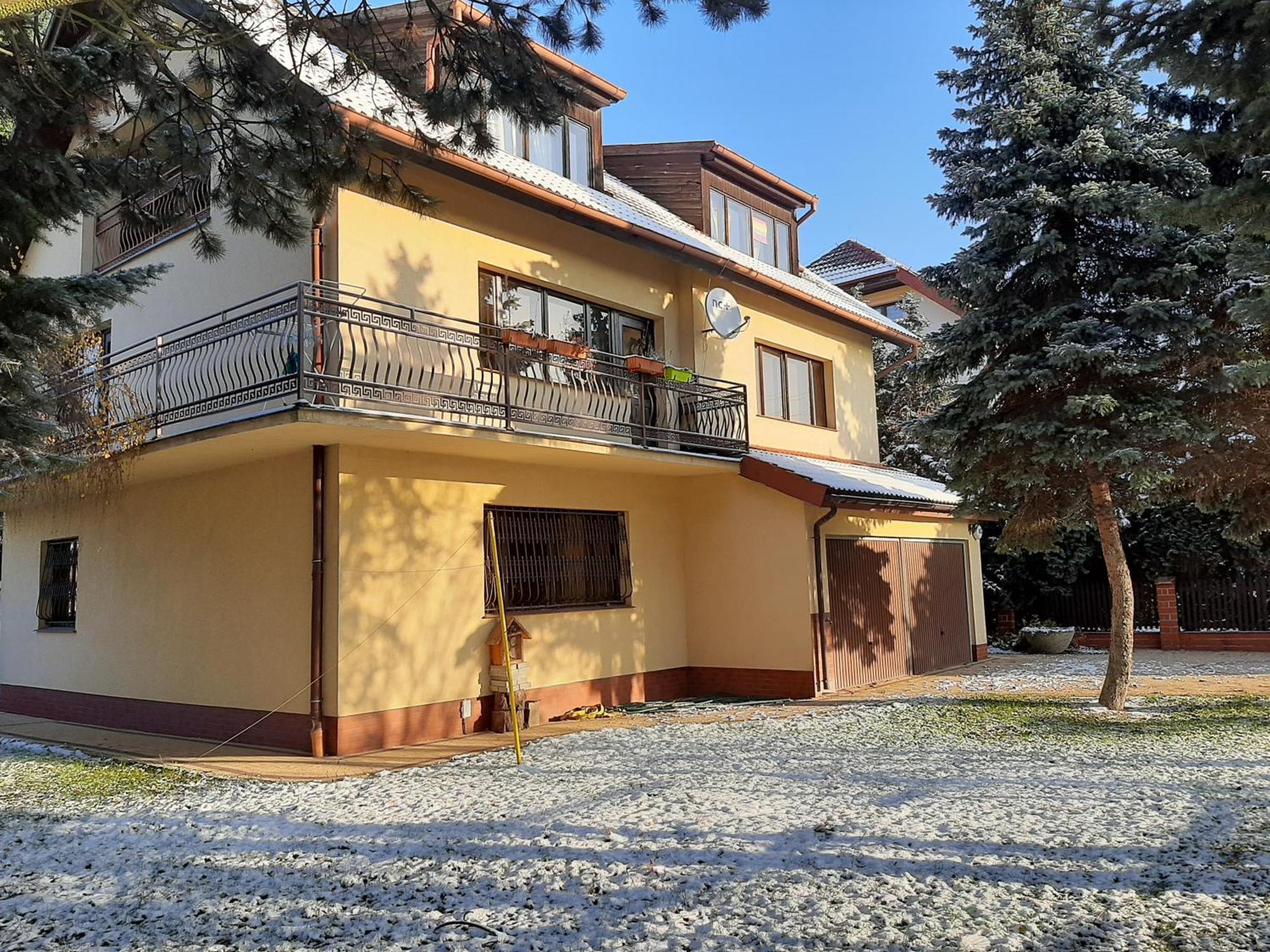 Hostel Milicka Wroclaw Luaran gambar